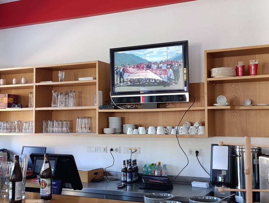 Auch unsere Vereins Highlights laufen auf einem Monitor im Paulanertreff.